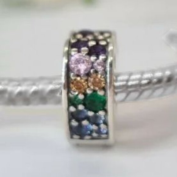 Pandora Rainbow Pave Heart Clip ONLY 1 in Stock - Picture 3 of 5